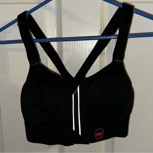SheFit ultimate sport bra size small